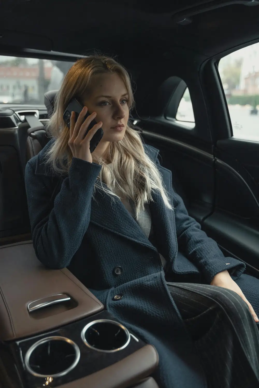 Book your premium airport pickup today